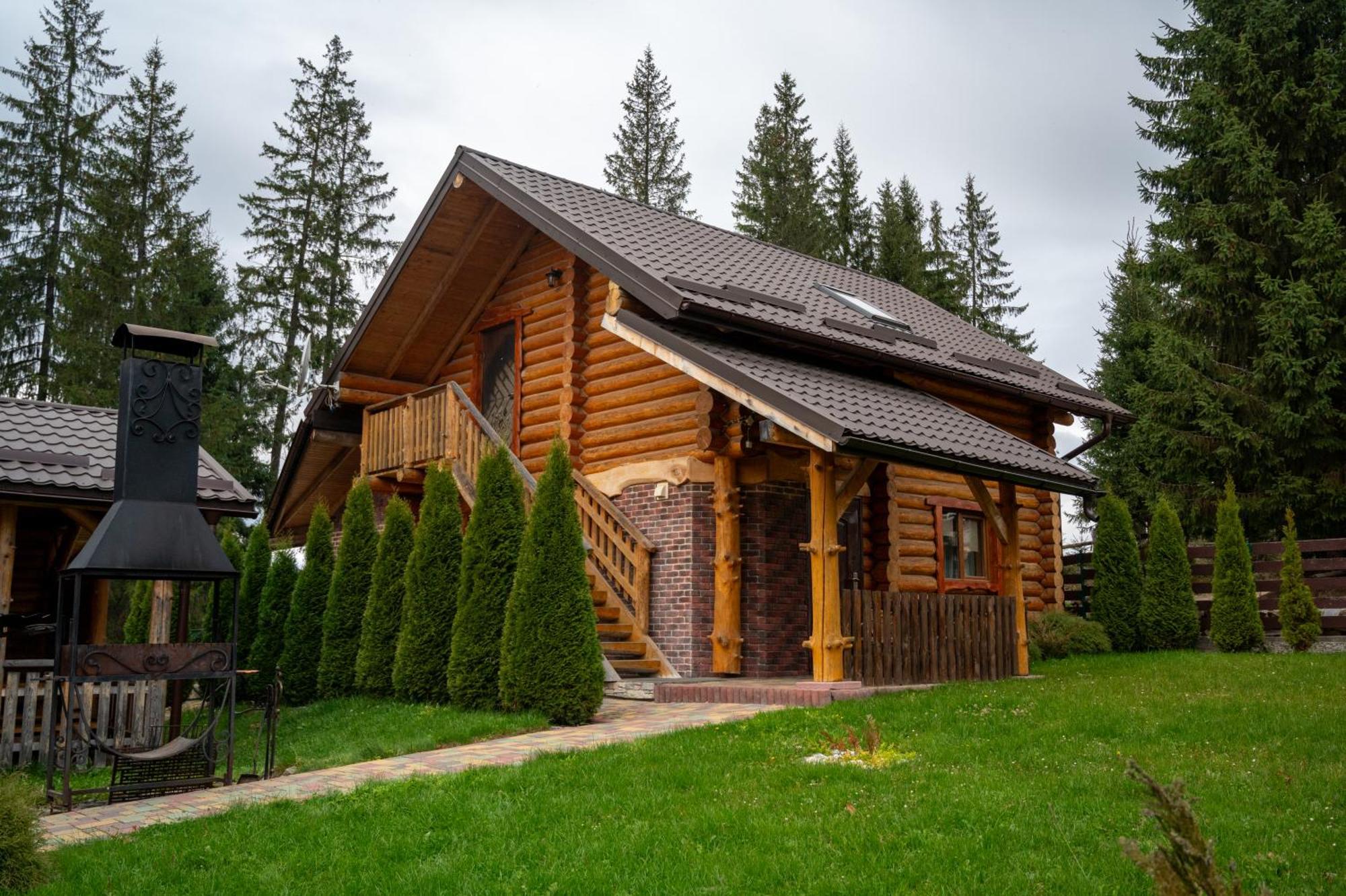 Kisva Hotel Iablunîțea Exterior foto