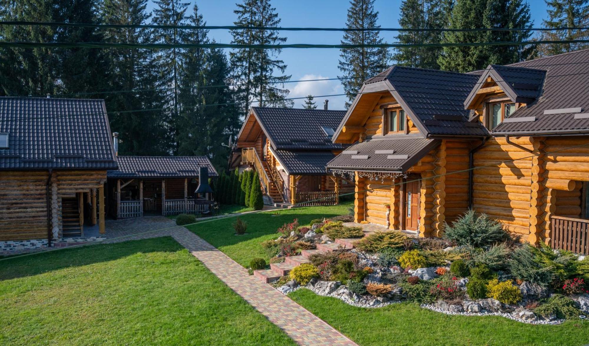 Kisva Hotel Iablunîțea Exterior foto