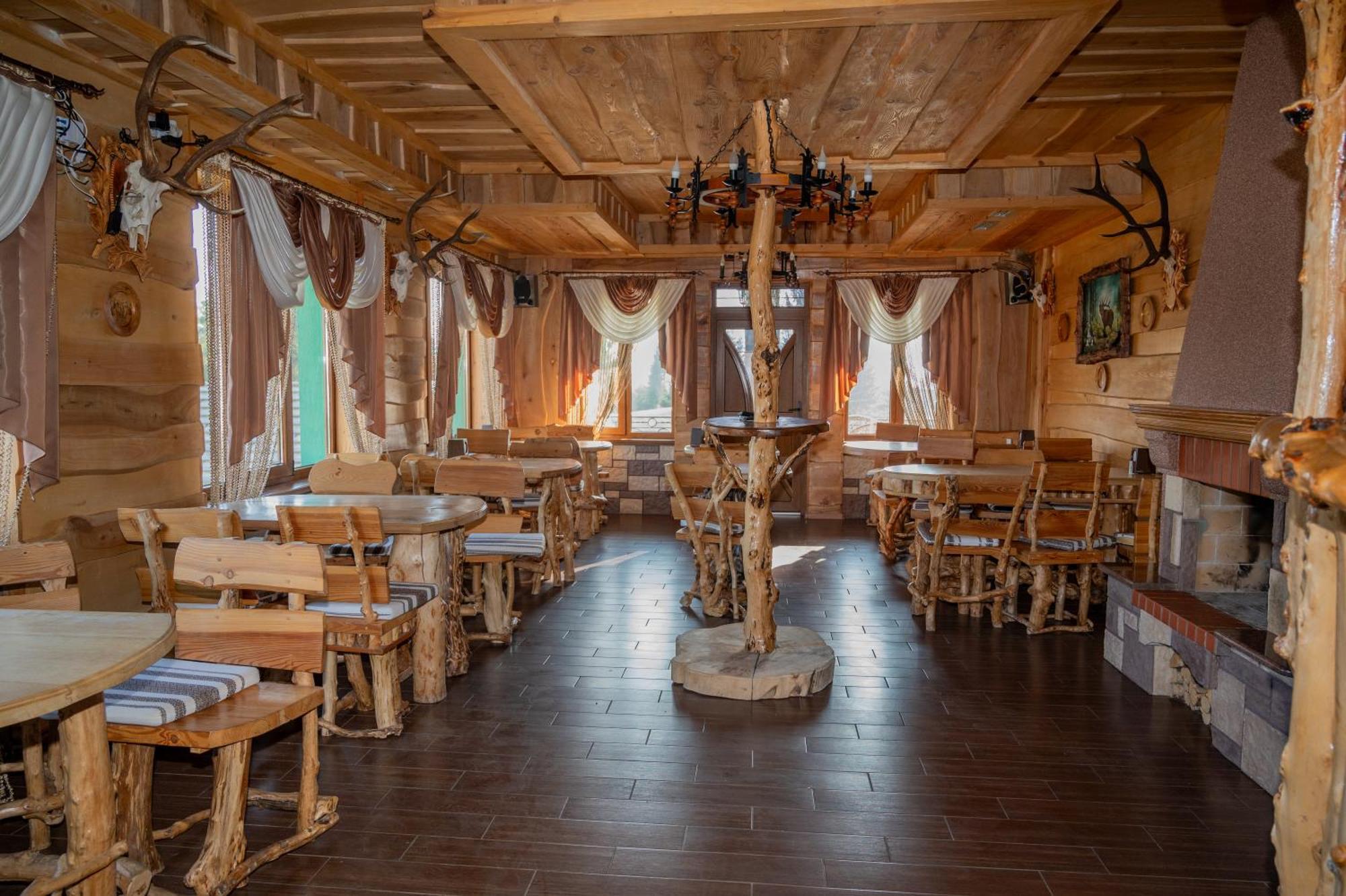 Kisva Hotel Iablunîțea Exterior foto